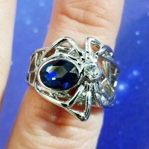 Spider ring with blue gem silver tone size 7.75 7 3/4 insect bug goth